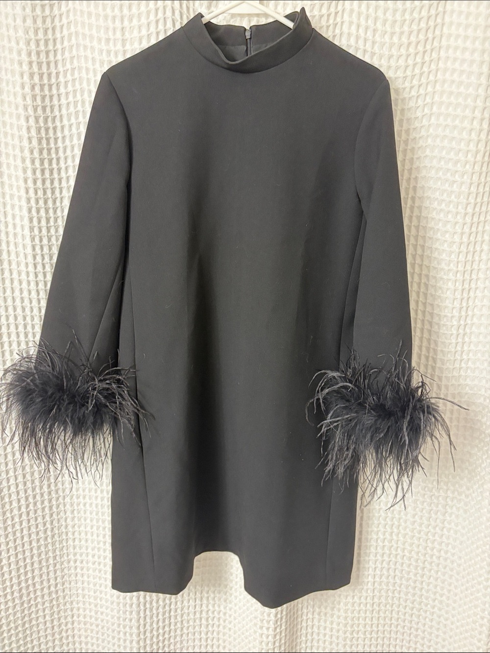 Tuckernuck Ellie Black Feather Mod Dress Large - Picture 7 of 11